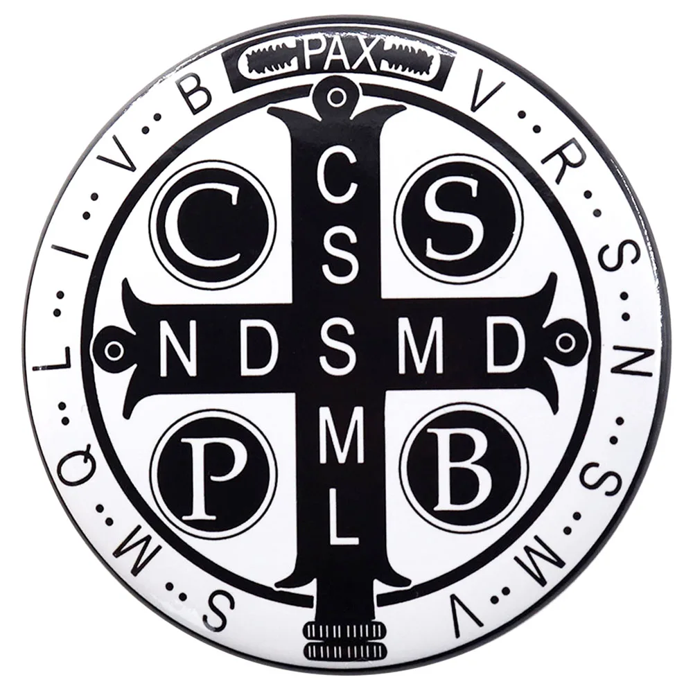 Pino de botão católico da Santa Cruz Sagrada em folha de flandres de São Bento