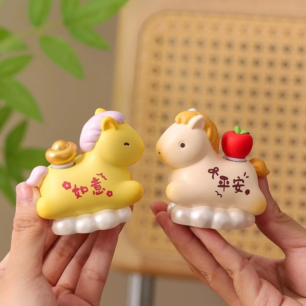 

Resin Horse Figurine Multiclor Horse Mascot Horse Miniature Desktop Ornament Chinese Style Zodiac Horse Ornaments Car Decoratio