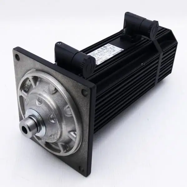 

Преобразователь Plc MCA 10I40-H10B0-Z0C0-ST5S00N-R0SU 13378570 08кВт