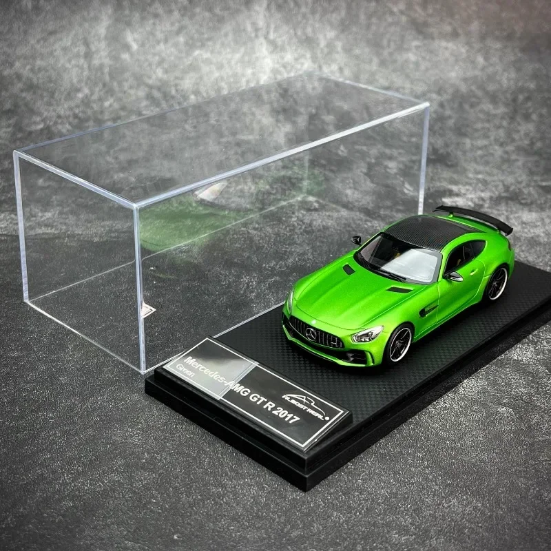 1:43 Mercedes-Benz AMG GTR green alloy simulation model, children\'s collection of decorative toys, holiday gifts for children.