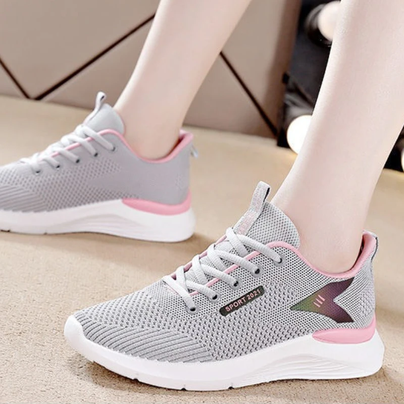 รองเท้าผ้าใบผู้หญิงแบบสวมบนแพลตฟอร์มรองเท้าระบายอากาศได้ดีรองเท้าวัลกาไนส์ระบายอากาศได้รองเท้าลำลองตาข่าย