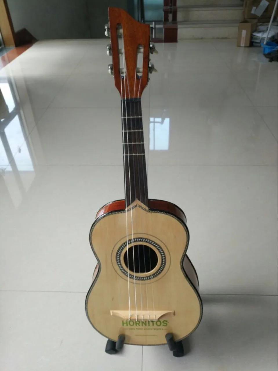 5-String Mexican Big Bow-Back Guitar