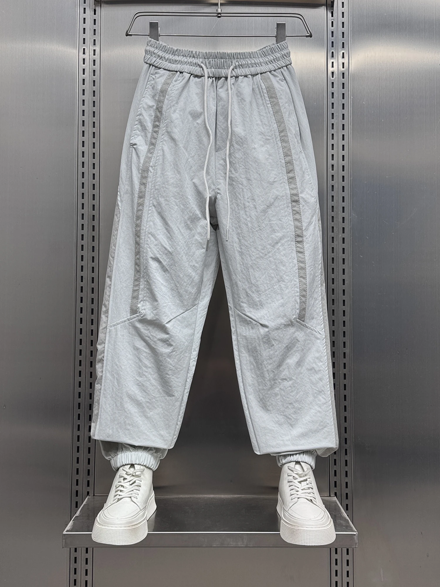 

Летние тонкие свободные мужские повседневные брюки в американском стиле, полосатые, в стиле харем, свободного кроя, молодежные, быстросохнущие