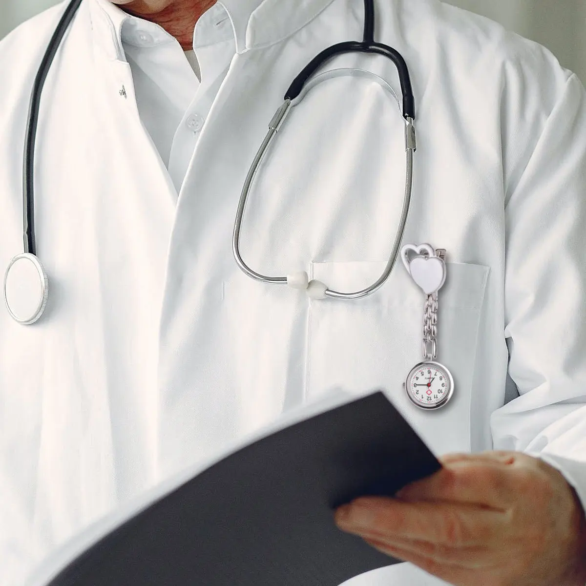 

Nurse Pocket Watch Heart Shaped Waterproof Hanging Watch for Decor Use Elegant Lightweight Timepiece with Exquisite Detail