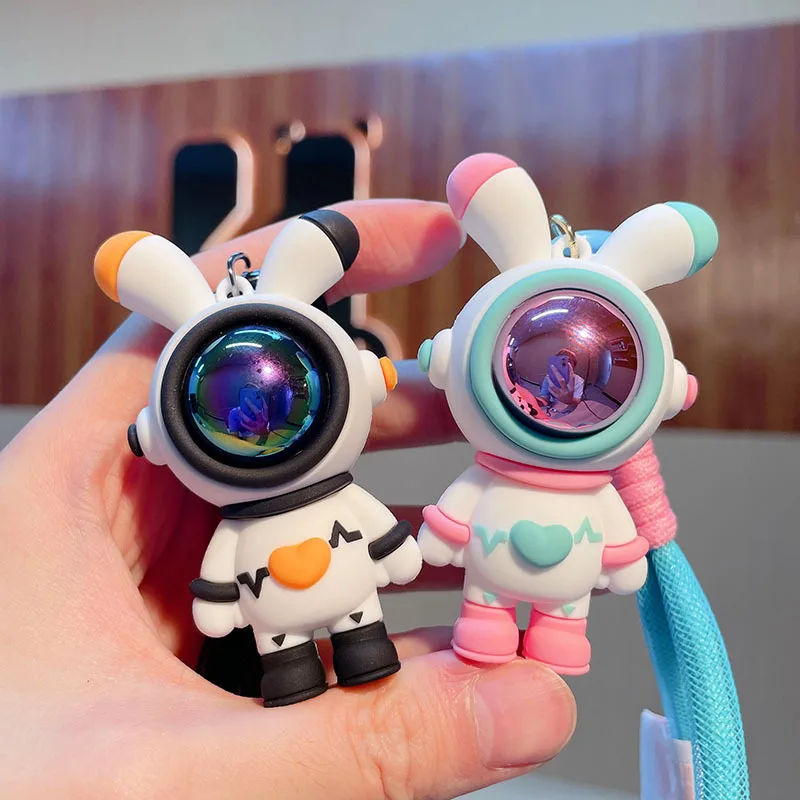 Universe Fashion Astronaut Doll Rabbit Keychain 2022 Creative Cartoon Exquisite Car Key Pendant Keychains Holder Bag Ornamen