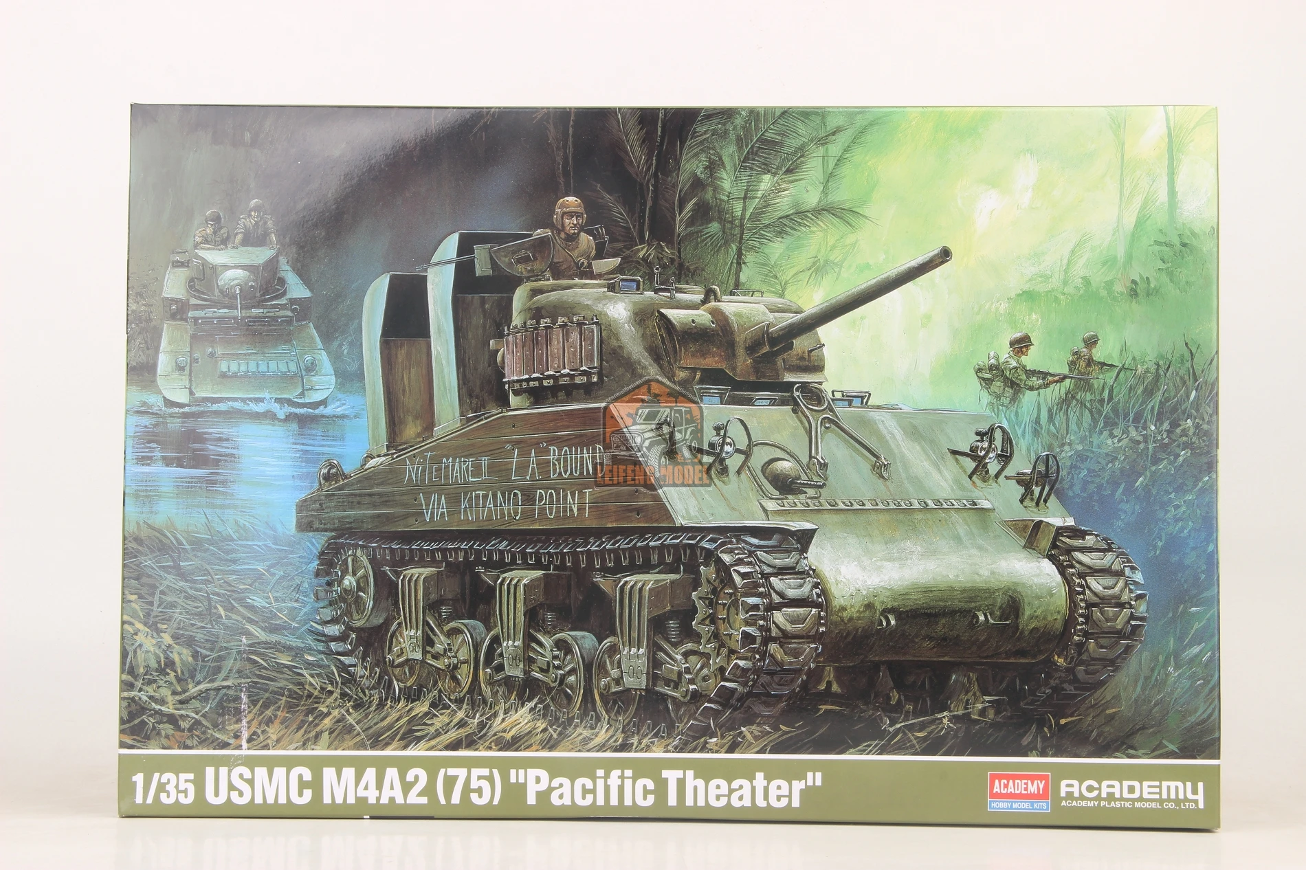 

ACADEMY AC13562 1/35 Scale USMC Sherman M4A2(75) “Pacific theater" Model Kit