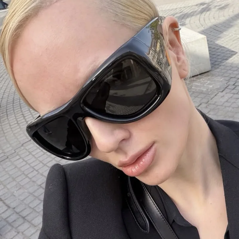 Große Quadratische Sonnenbrille, Personalisierter Street-Style, Hochwertige Sonnenbrille, 2026 Neue Trendige Sonnenbrillen, Stylisch für Damen