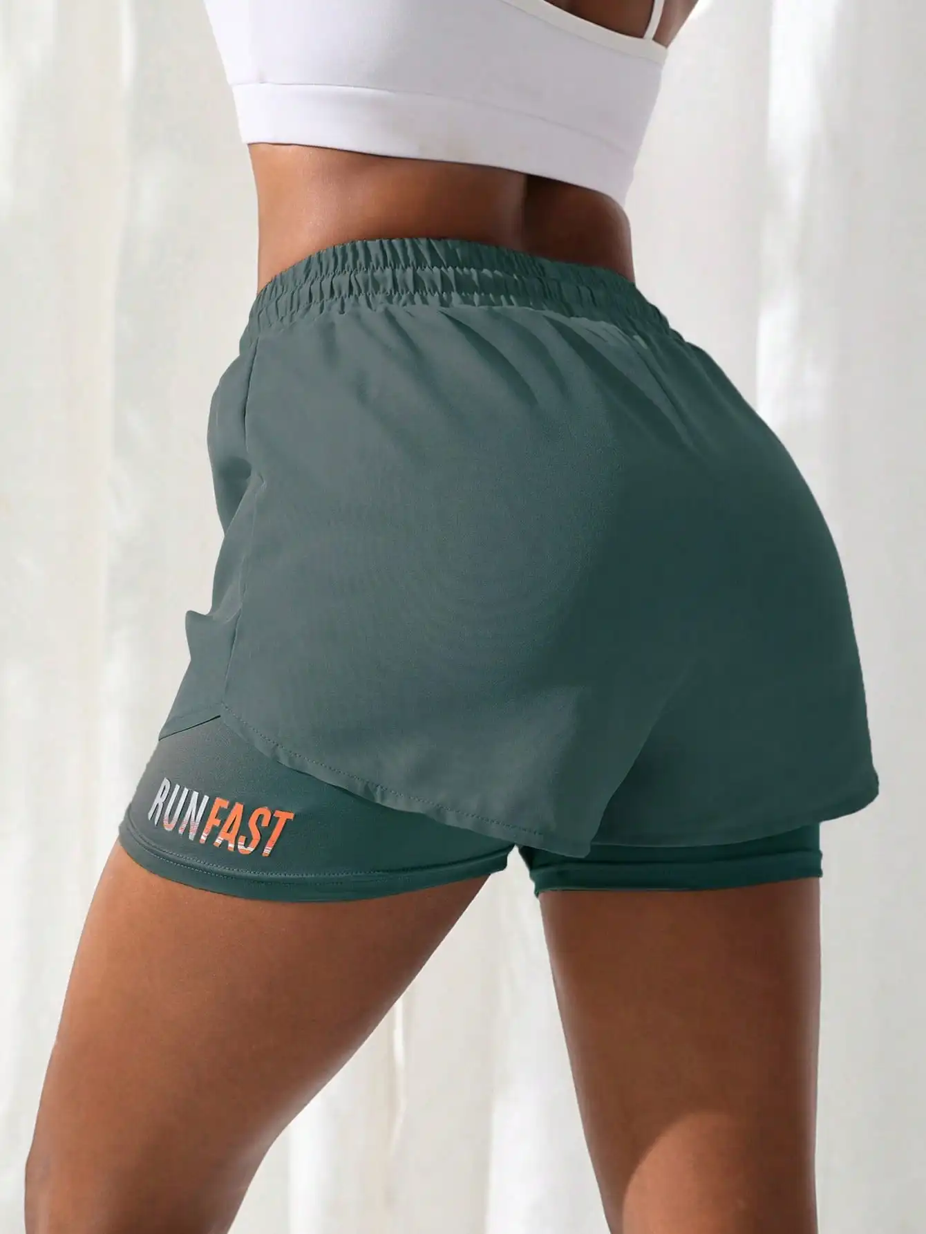 Damen-Laufshorts, doppellagig, schnelltrocknend, leicht, mit Kompressionsfutter, ideal für das Fitnessstudio. – Detail 8