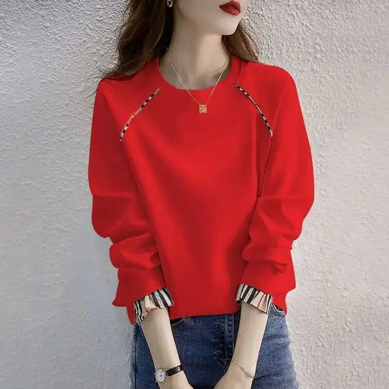 مع تي شيرت مطبوع للنساء ملابس قطنية فضفاضة تي شيرت نسائي أبيض أسود بسيط رخيص أنيق أنيق وشباب تي شيرت