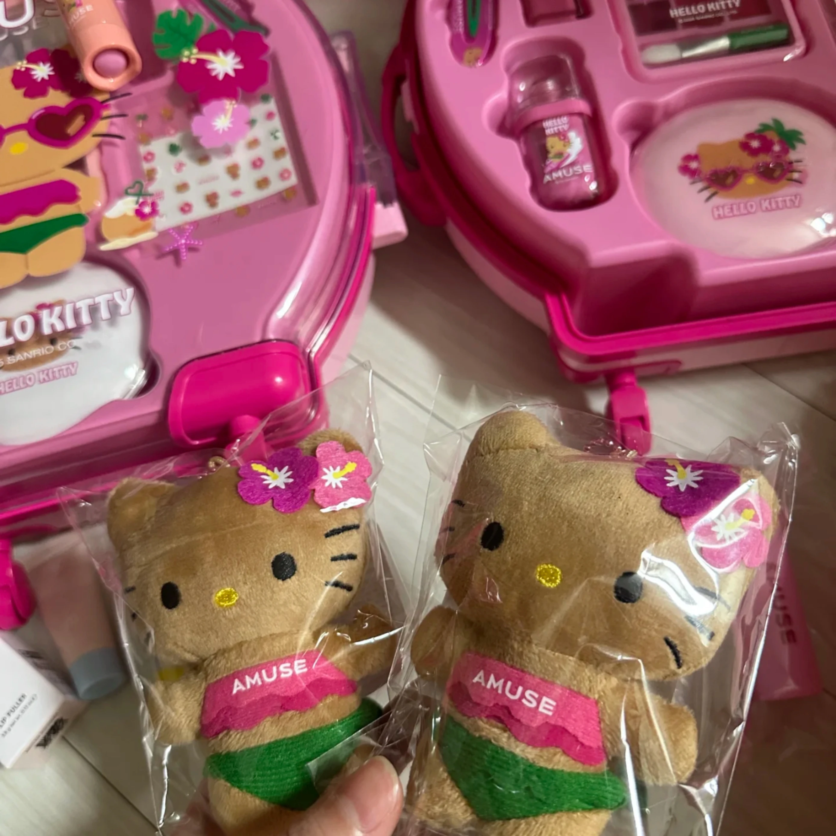 Hellokittys zwart lederen bikini KT pluche pop meisje draagtas retro hanger schattige pop vrouwen speelgoed sleutelhanger cadeau