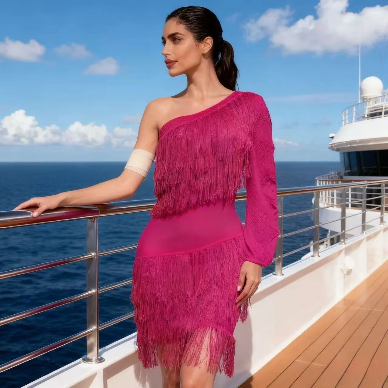 حقيبة ظهر عصرية جديدة لعام 2025 فستان ضيق على الورك للنساء للخريف فساتين قصيرة مجوفة مثيرة وأنيقة بلون سادة للنساء #4