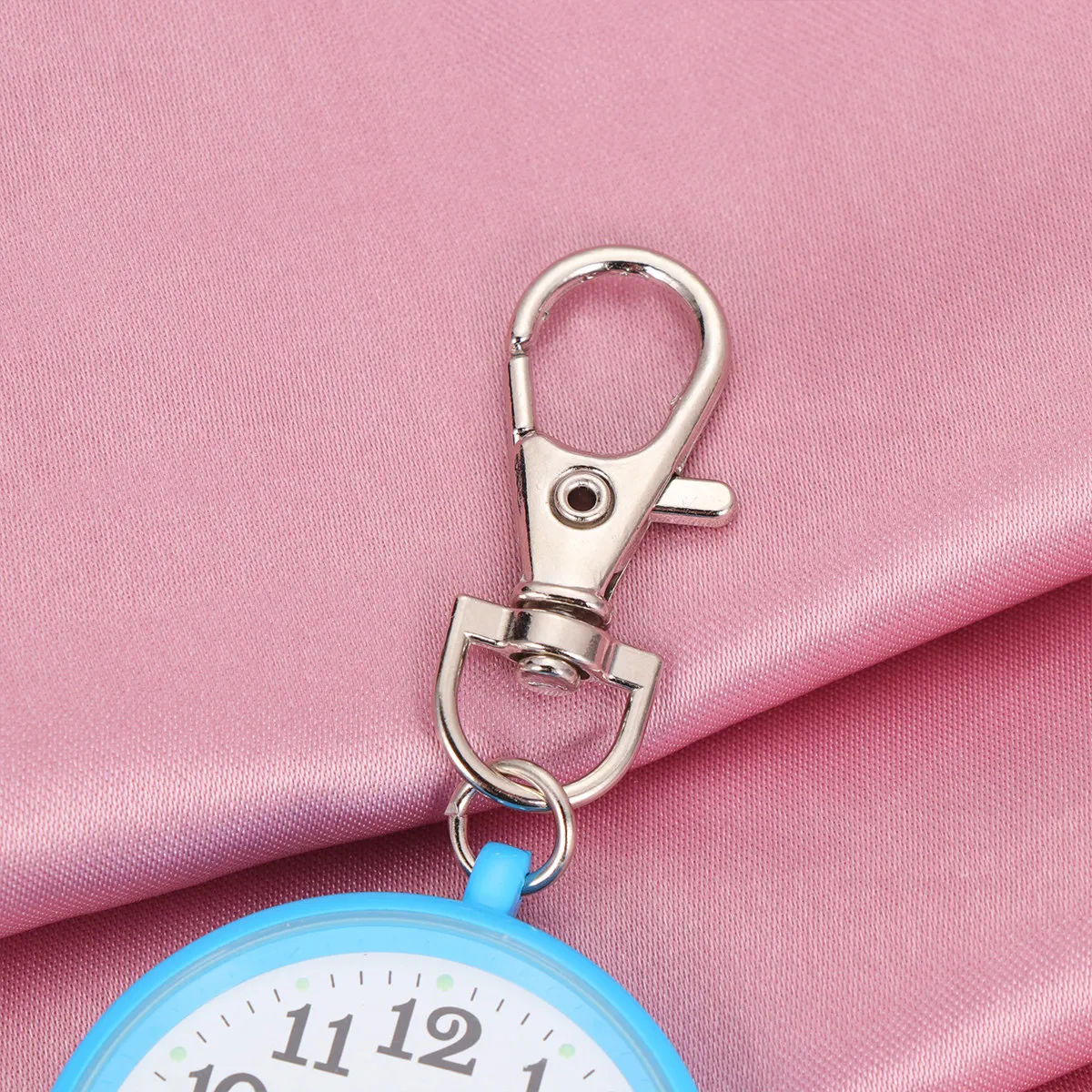 

Винтажные небесно-голубые карманные часы-кулон на цепочке в ретро-стиле, точный хронометр, подарок для повседневной жизни