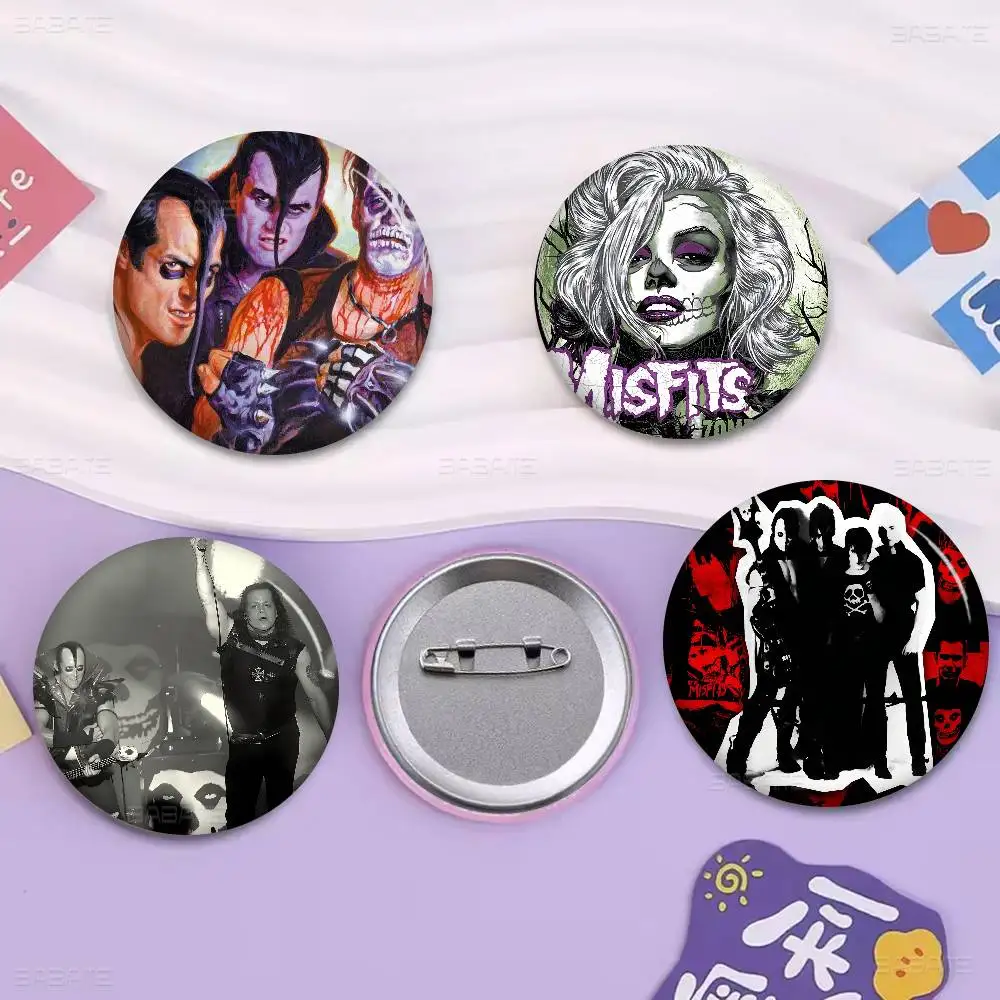 Punk Band M-Misfits Tinplate Pin Button Custom Anime Role Old-school Brooch Cartoon Collar Badge Jewelry Gift Fans