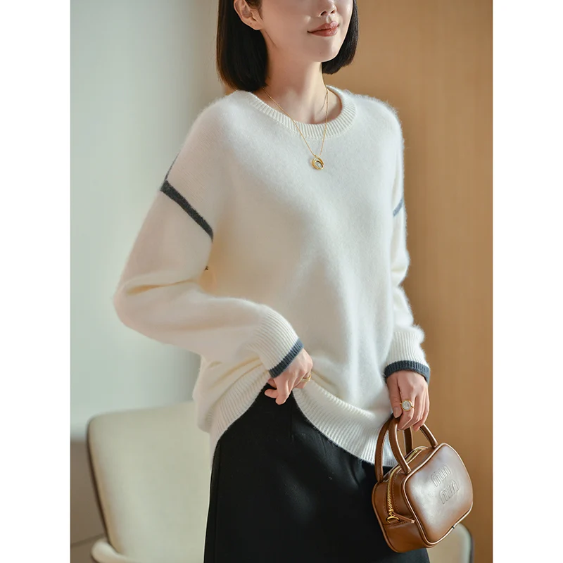 

Casual loose color blocked knitted women's O-neck 100% Australian wool sweater with full sleeves, new women's pullover sweater