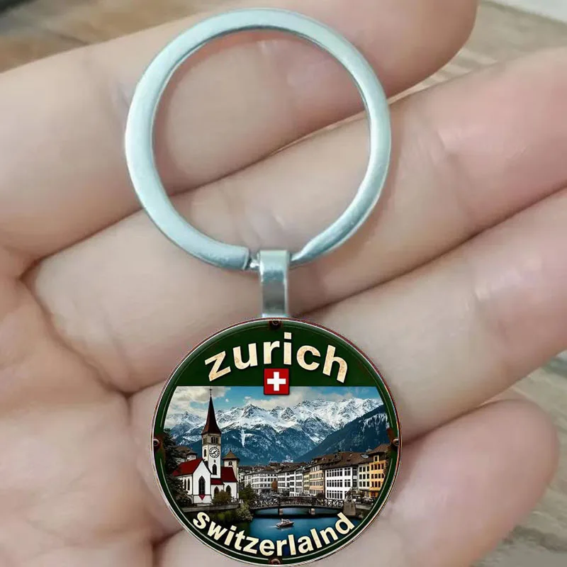 Llavero suizo de Zurich Catedral de Zurich Paisaje alpino suizo Regalo de recuerdo suizo ideal