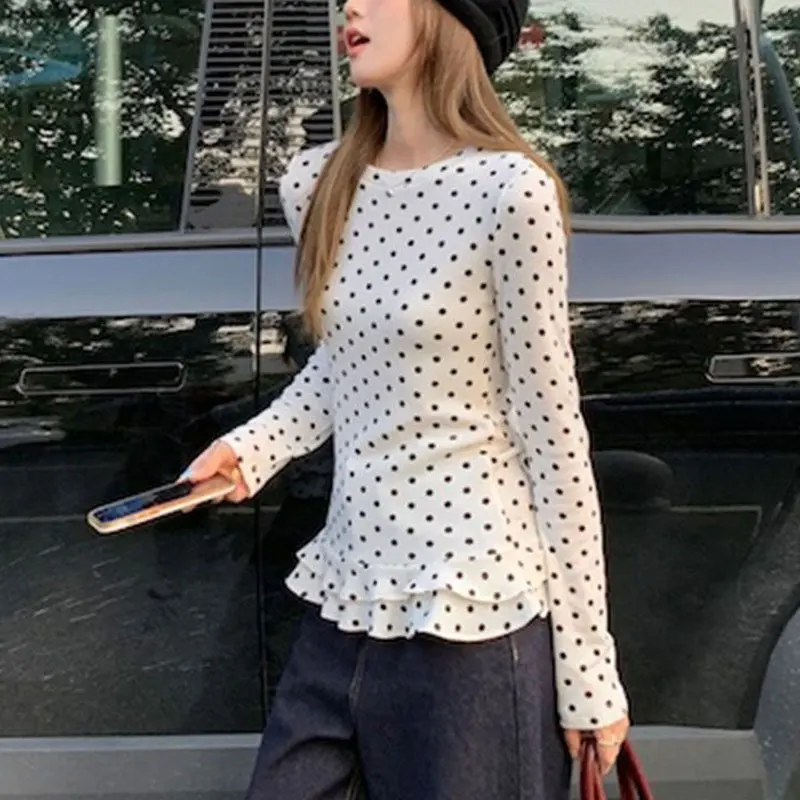 Doce bolinhas manga longa camisetas primavera outono elegante dobras emendadas roupas femininas casual em torno do pescoço básico fino pullovers