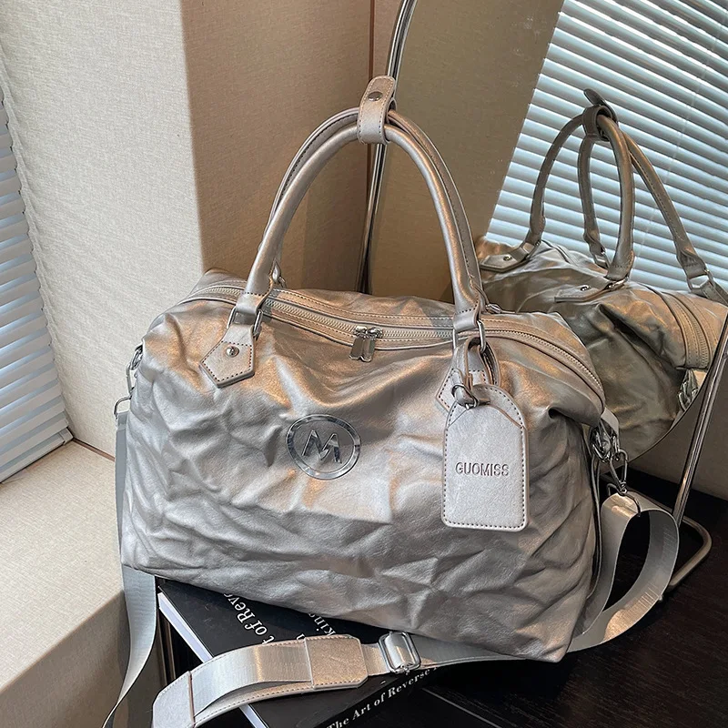 

Fashionable Large Capacity Short Trip Tote Bag for Women - Lightweight Handheld Travel Bag with Storage Compartment, Gym Bag