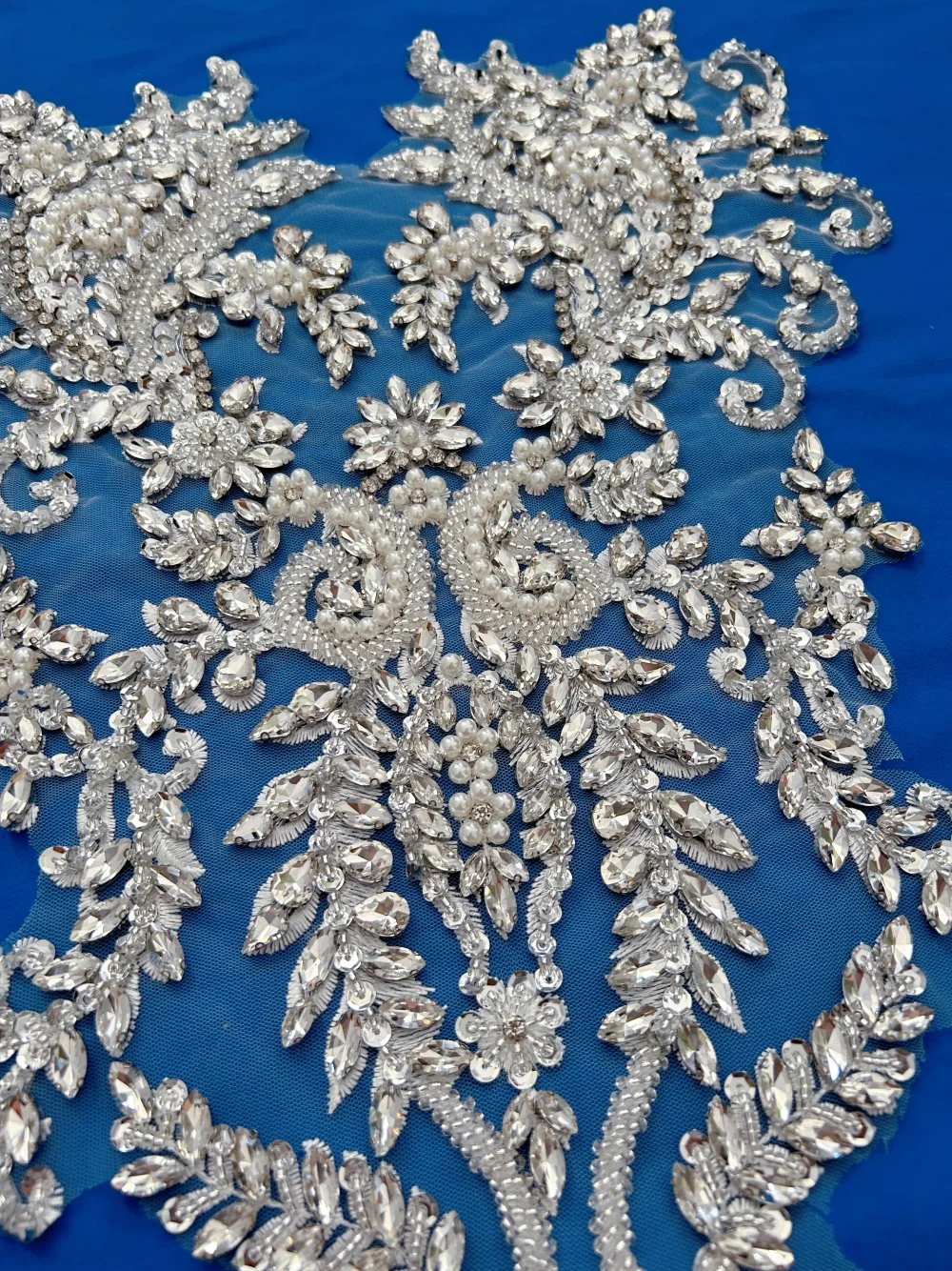 Glass Crystals Beads White Hand Beaded Lace Sew on Rhinestones Stones Applique Patches For Wedding Costumes Evening Dress Decor