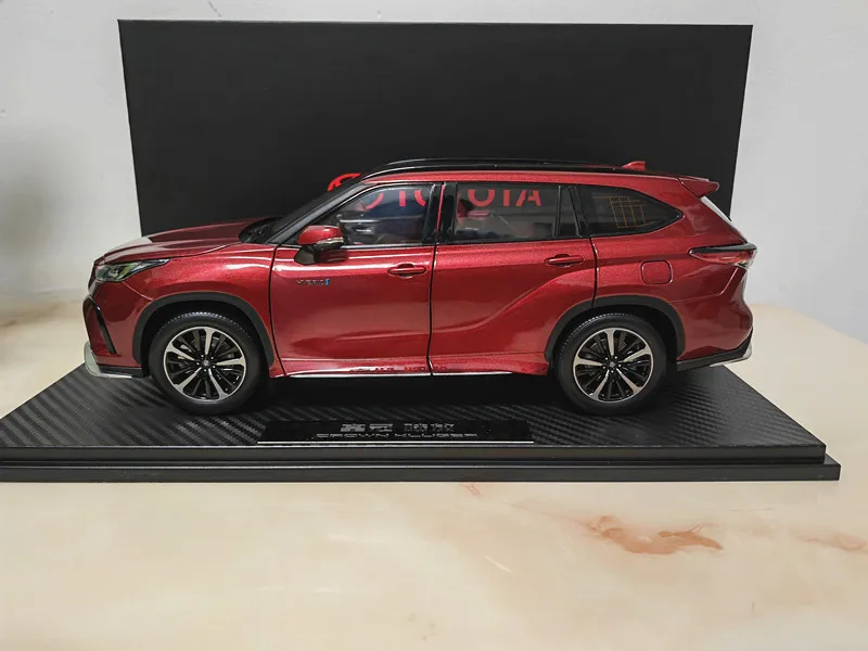 

Original Faw Toyota Crown Kluger 1:18 Scale Alloy Diecast Car Model Collectible Display Gift For Automotive Model Collectors