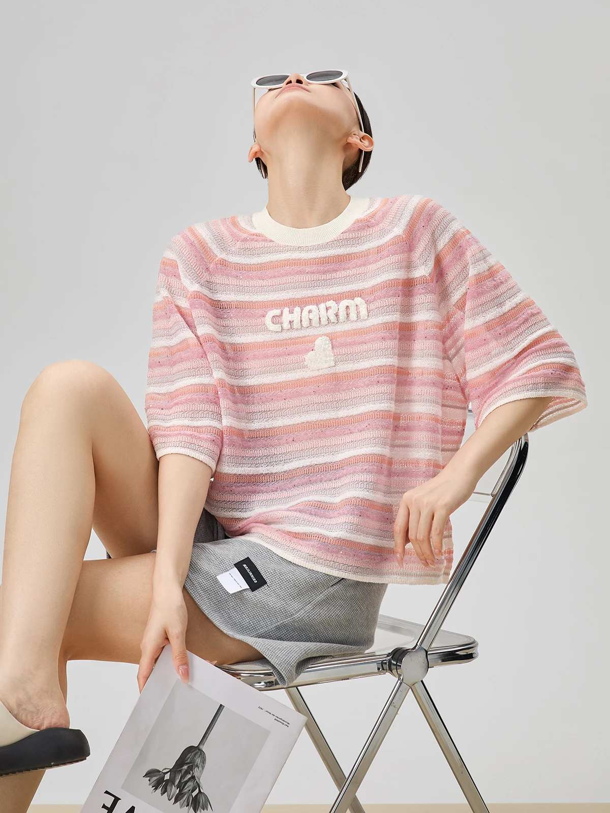 

Розовая полосатая вязаная футболка с коротким рукавом для женщин, новинка ранней осени, высококачественная, уникальная, повседневная, свободного кроя, из смесового полиэстера