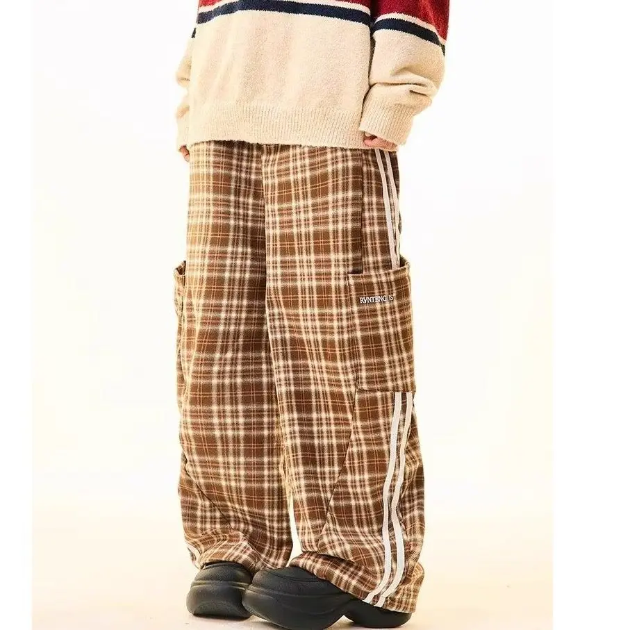 Spring American Couples Grunge Y2K Retro Plaid Wide Leg Cargo Pants Unisex Side Striped Big Pockets Baggy Trousers Streetwear