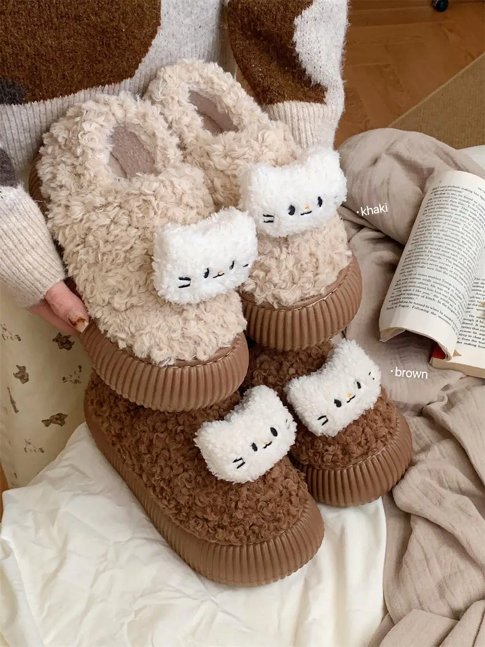 Cartoon Home Slippers 2024 Cotton Indoor Household Slippers Women\'s New Versatile Warm And Fluffy Lamb Wool Slippers For Winter