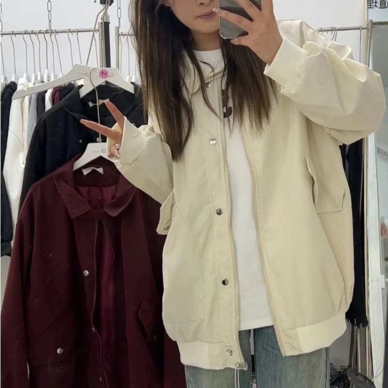 

Простота тренда с длинным рукавом, однотонное весенне-осеннее новое лоскутное повседневное пальто на молнии с воротником-молнией, модная корейская женская одежда