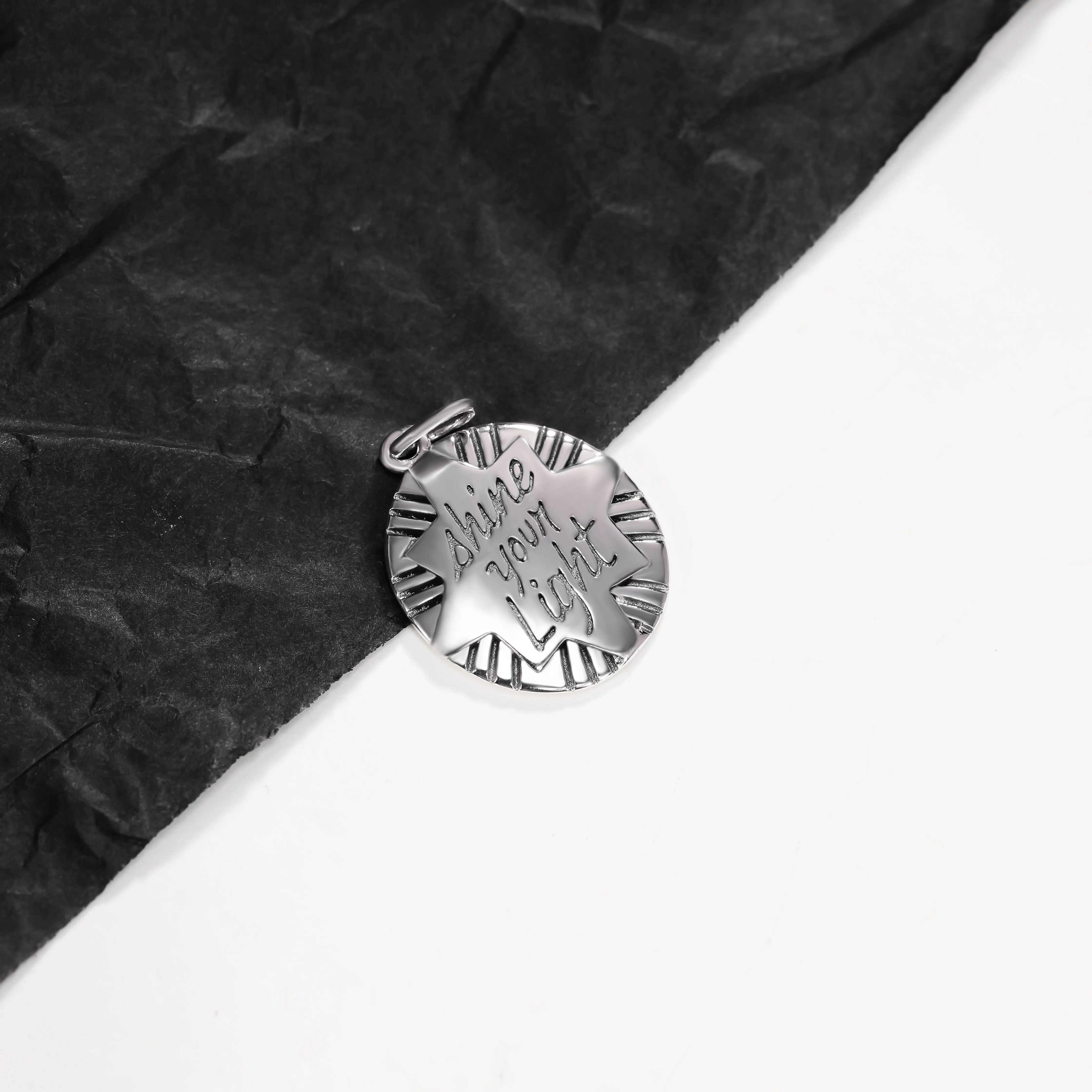 

DJ260 authentic 925 sterling silver fashion keychain DIY with Shine your light pendant silver jewelry accessory