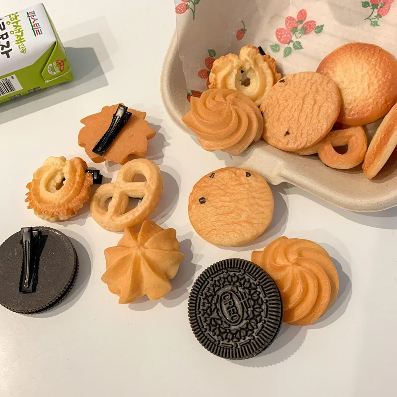 Simulation Cookies Side Clip Hair Rope Oreo Food Side Clip Interesting Fun Quirky Dry Duckbill Clip Women Girl Jewelry Gifts