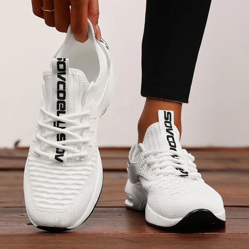 2026 Neue Herren Blaue Dämpfungs-Sportschuhe Atmungsaktive Mesh-Laufschuhe Leichte Rutschfeste Sport-Walkingschuhe – Detail 14