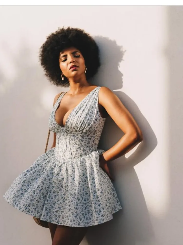 Robe de soirée de luxe, Sexy, décolleté en v profond, robe de bal d'anniversaire, sans manches, courte, vêtements élégants, été, 2025