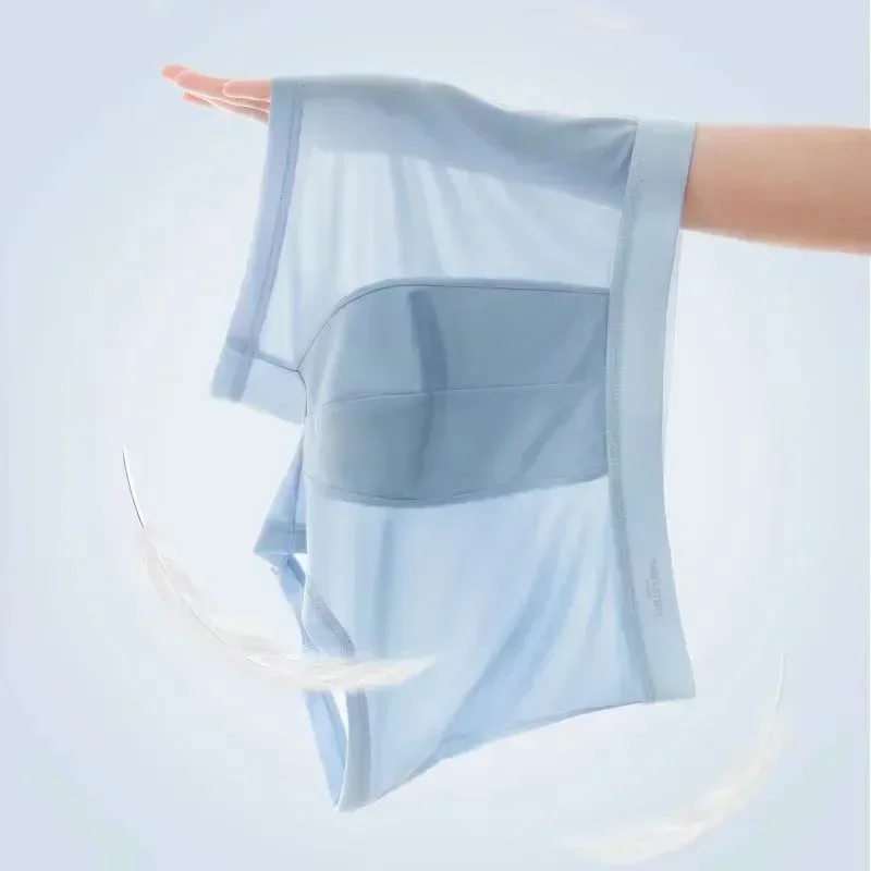 กลางบางสีนักมวยฤดูร้อน PLUS 4pcs เอวชุดชั้นในไม่มีรอยต่อยืดหยุ่นขนาดกางเกงขาสั้นผ้าไหมกางเกงผู้ชาย ICE