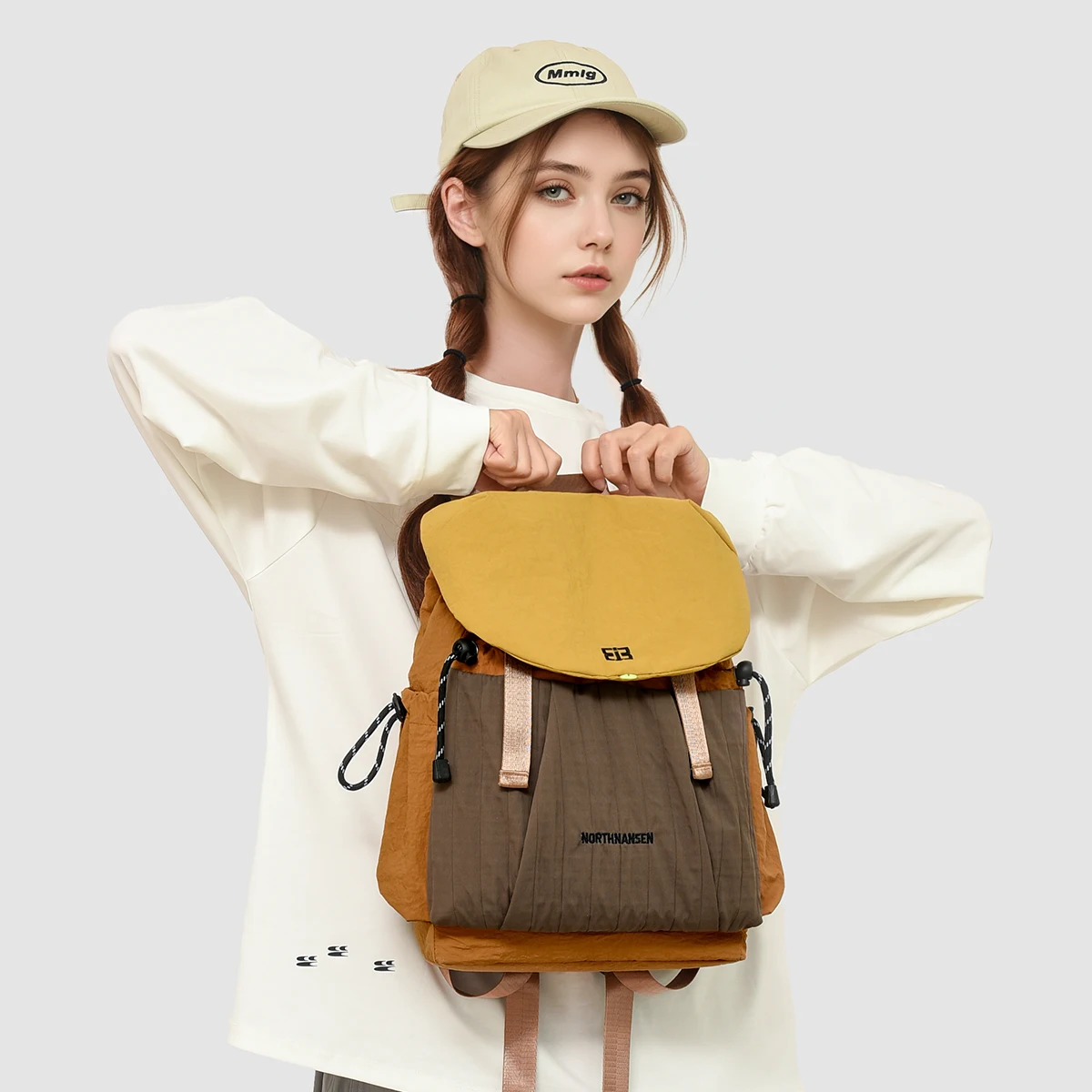 Lightweight, Simple, Versatile, Large-Capacity Computer Travel Backpack for Junior High School Students, High School Students, College Students, School Bags for Girls