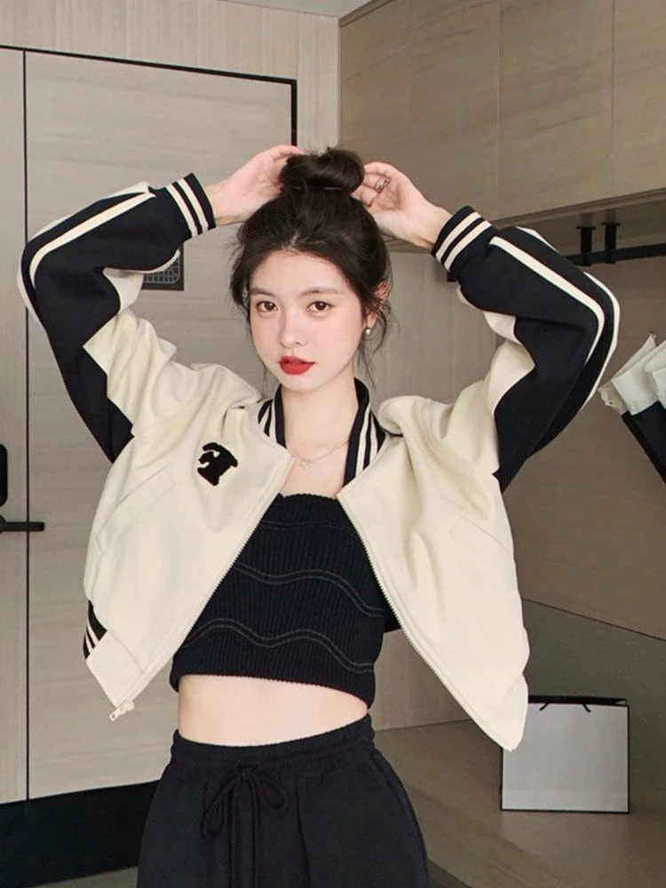 ​ Giacca da baseball collegiata retrò americana per donne piccole Glamorous Streetwear con capispalla alla moda a maniche corte 2025 ​