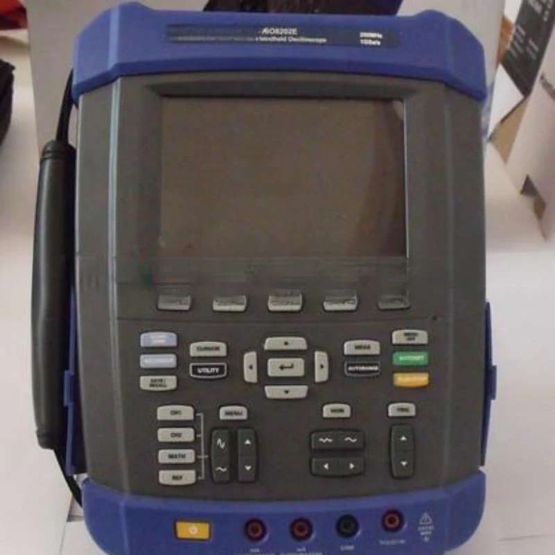 DSO8072E oscilloscope/multimeter/recorder signal generator