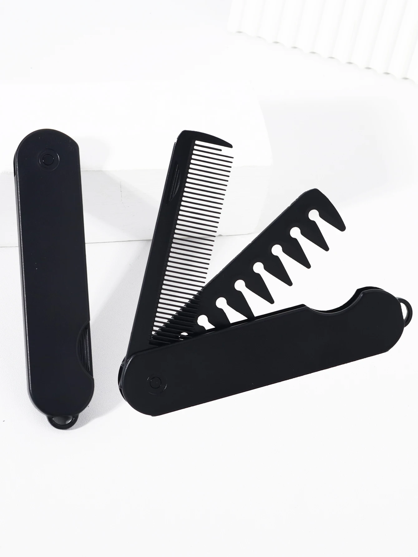 2-in-1 Klappbarer Haarkamm, Bartkamm, Doppelzahn-Design, Langlebiger ABS-Kunststoffgriff und Bürste, Tragbar für Reisen – Detail 4