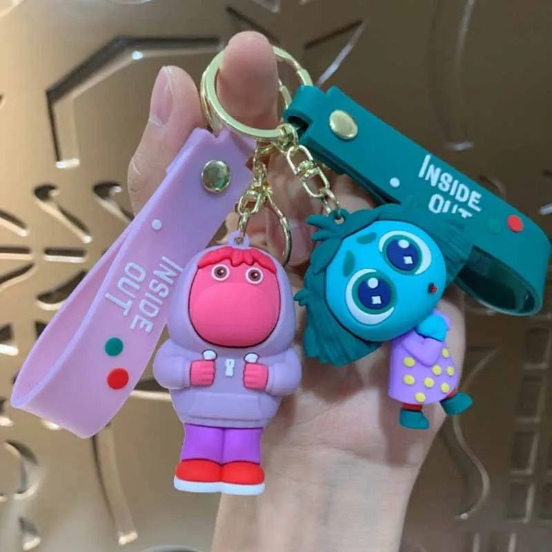 MINISO Nieuwe Anime Disney Sleutelhanger Binnenstebuiten Cartoon Sleutelhanger Sleutelhanger Tas ornament Auto Hanger Speelgoed Geschenken Schoenen Charme