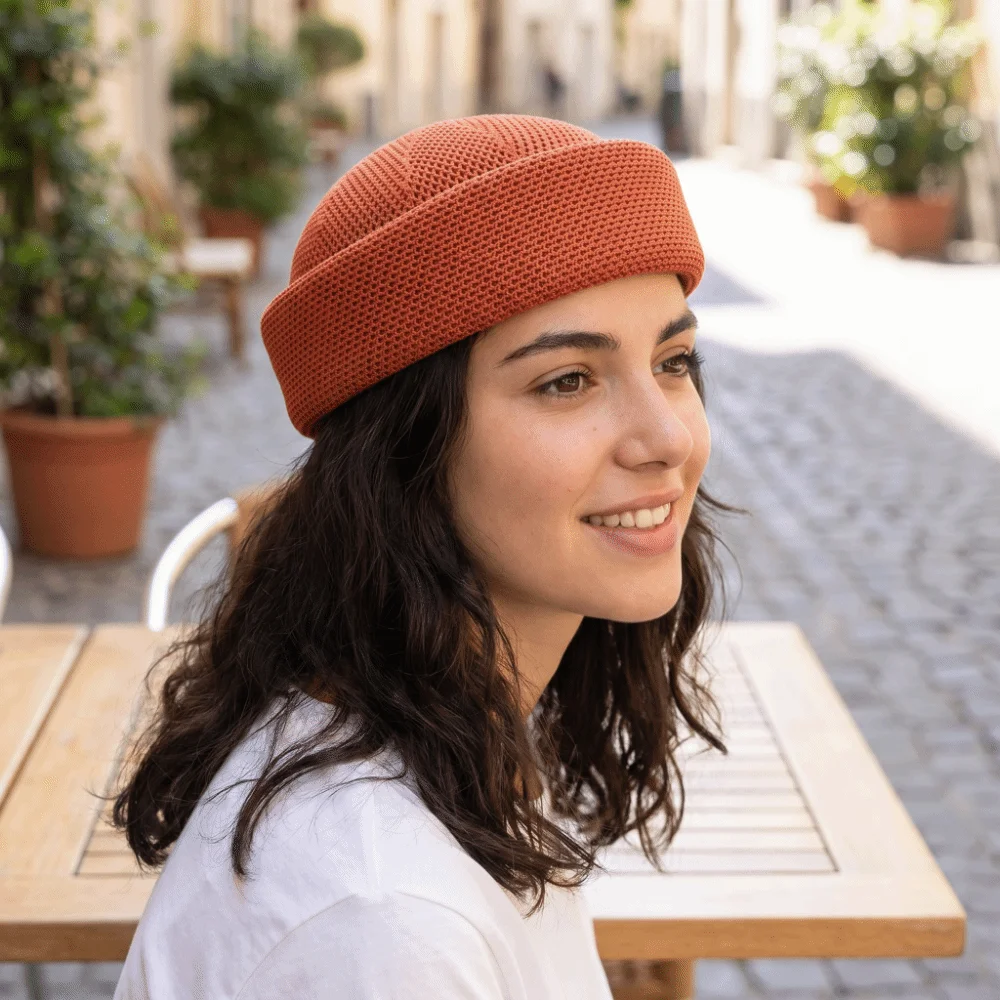Unisex Elegant Style Mesh Breathable Beret Stiff Brim Knitting Hard Melon Peel Hat Lightweight Casual Sun Hat Summer Season