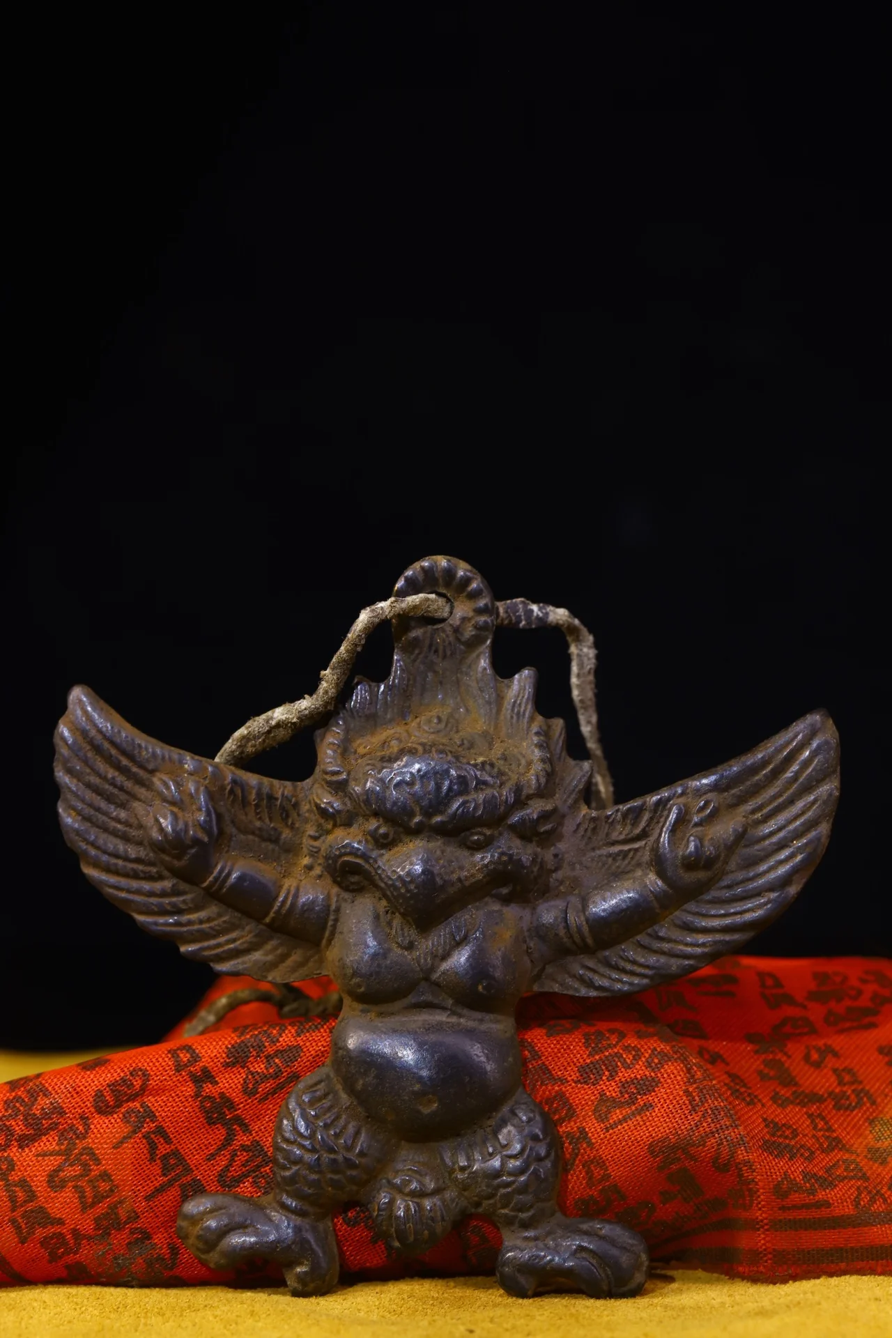 

4"Tibetan Temple Collection Old Bronze Cinnabar GARUDA Buddha Card Garuda Dhwaja Pendant Amulet Dharma Town house Exorcism