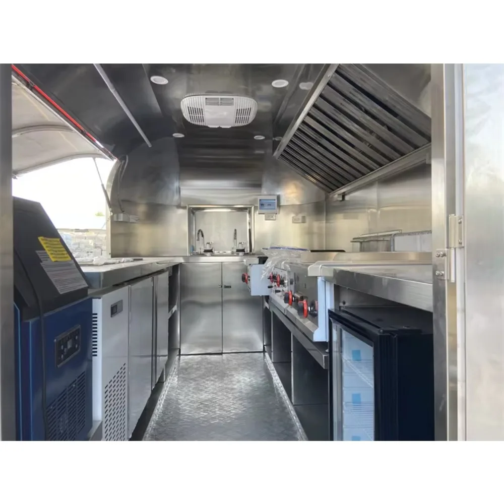 W pełni wyposażona przyczepa do żywności Mobilna kuchnia Stacja sprzedaży fast foodów Konfigurowalny sprzęt biznesowy dla sprzedawców ulicznych