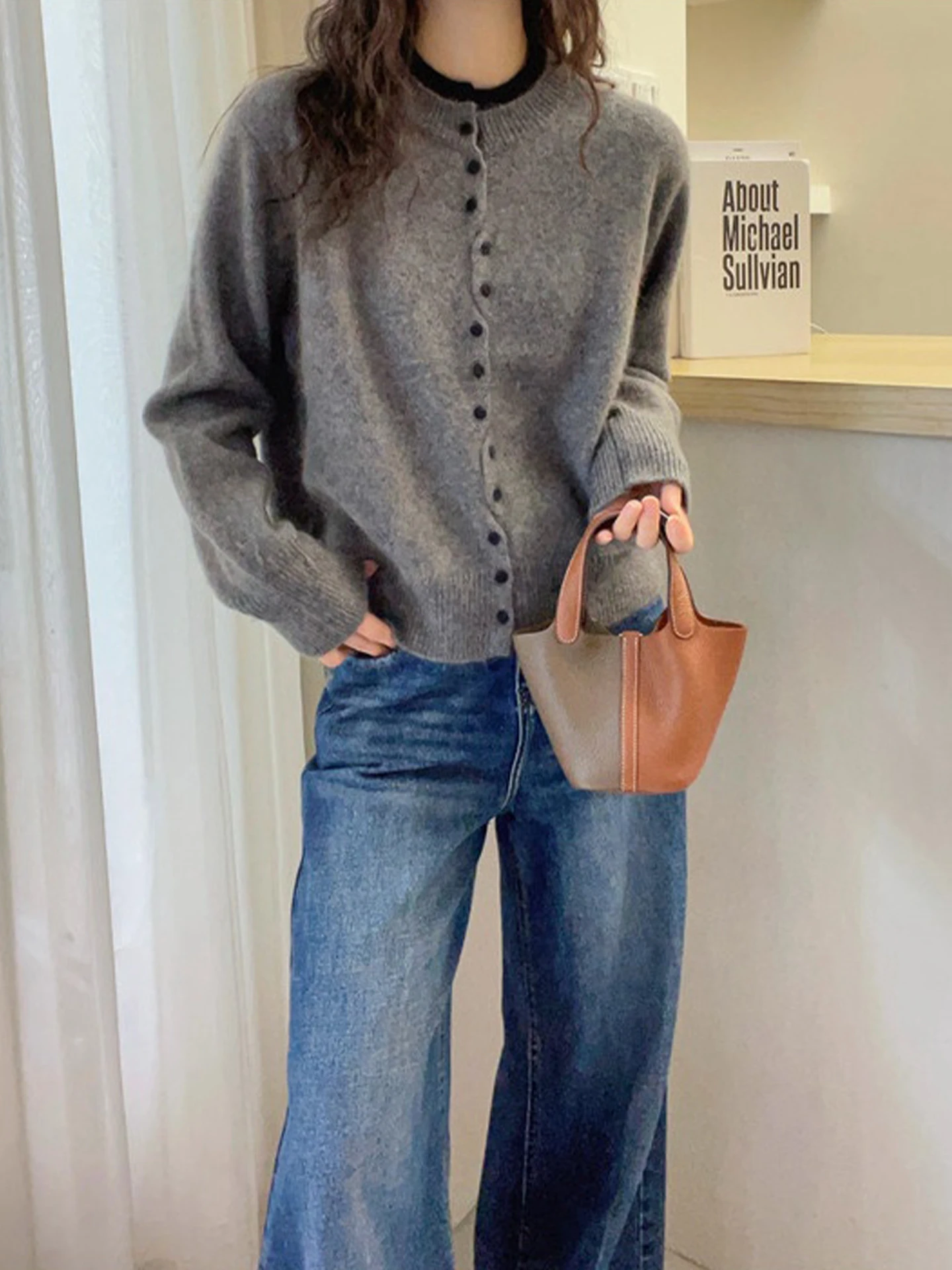 

Круглый вырез, цветной блоковый дизайн, вязаный топ на одной пуговице с длинными рукавами, повседневный, универсальный, модный, для зимы, для поездок на работу, в корейском стиле