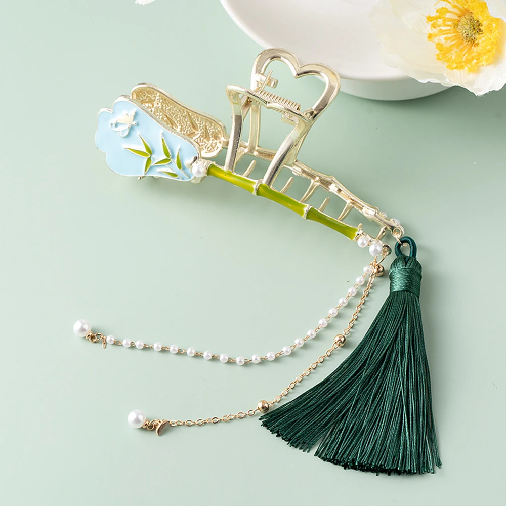Pearl Bamboo Hair Claw – Aesthetic Gold & Green Clip Amazon.com : Green Hair Claw Clips Dragonfly Gold Claw Clip  main image 4