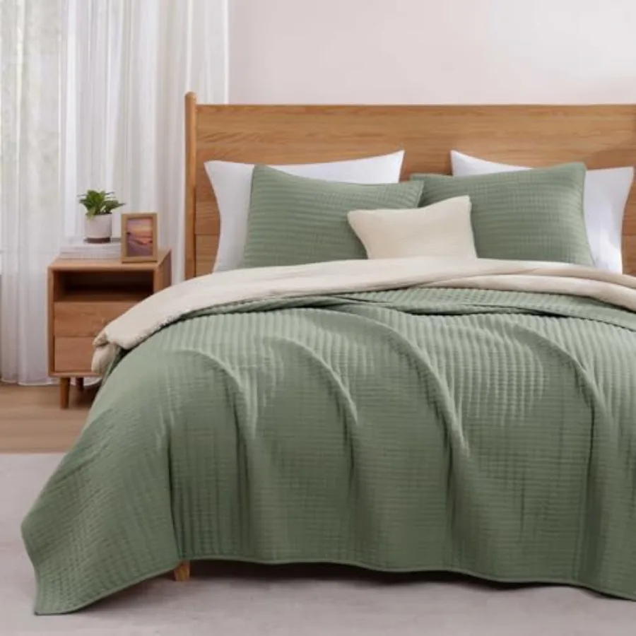 

Quilt-3 Pieces Lightweight Bedspreads Size Quilt Bedding Set for All Seasons, Soft Summer Coverlet with 2 Pillow Shams Suitable