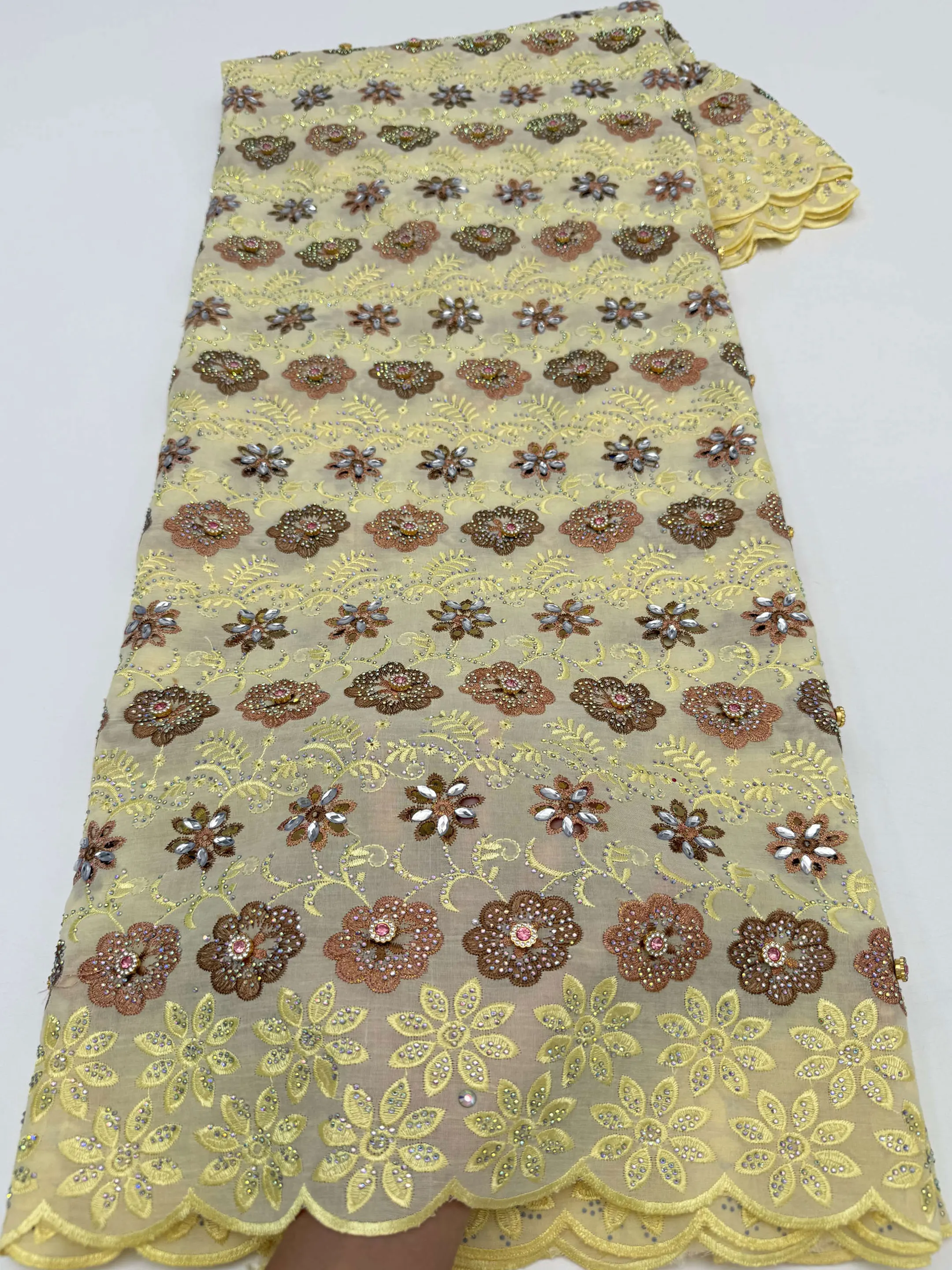 Salouva Swiss Voile Cotton Lace Fabric with Tradition Dubai Style Embroidery for African Nigerian Garment Sewing Hot Sale