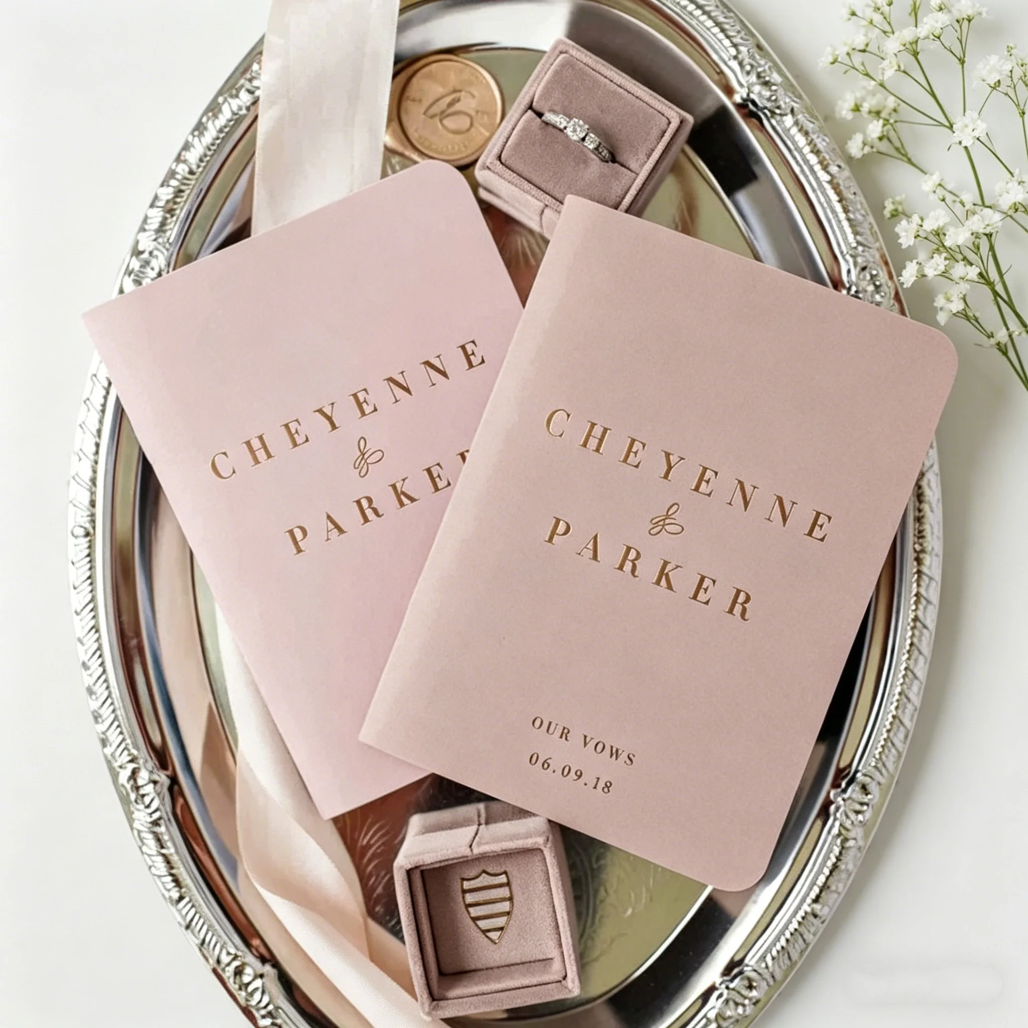 

Элегантный набор книг для свадебных обетов с серой золотой фольгой, персонализированные книги для обетов для него и для нее, премиальный подарок-сувенир для свадебной церемонии для пары.