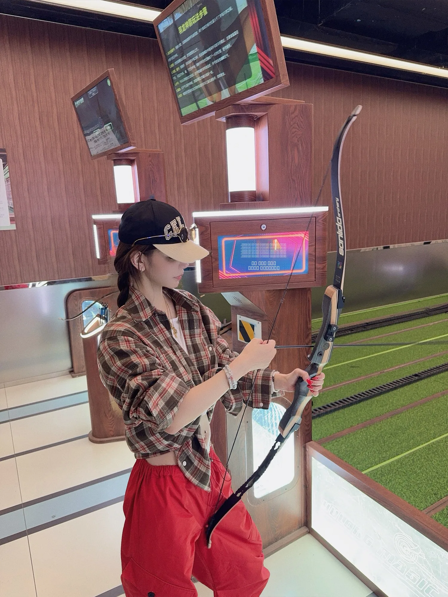 

Свободная длинная рубашка в клетку из фланели для женщин, осенняя новинка, повседневная, удобная, в стиле lazy fashion, красно-белая, от Zhaochenchen