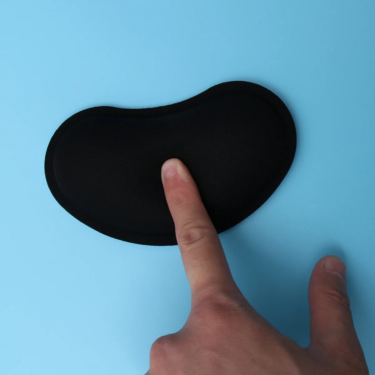 

2Sets Computer Wrist Rest Keyboard Mouse Pad Memory and Cloth Soft Comfortable Support Non-Slip Rubber Base Wrist Cushion