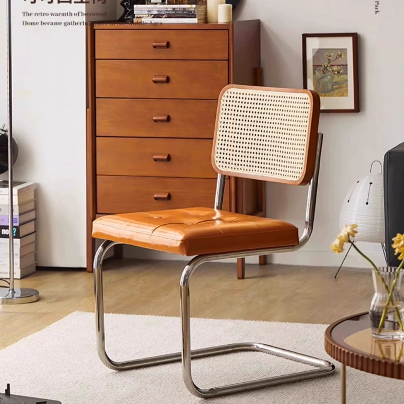 

Обеденный стул из массива дерева в кремовом стиле с эргономичным мягким сиденьем и спинкой из высокоэластичной пены для дома, кухни, туалетного столика