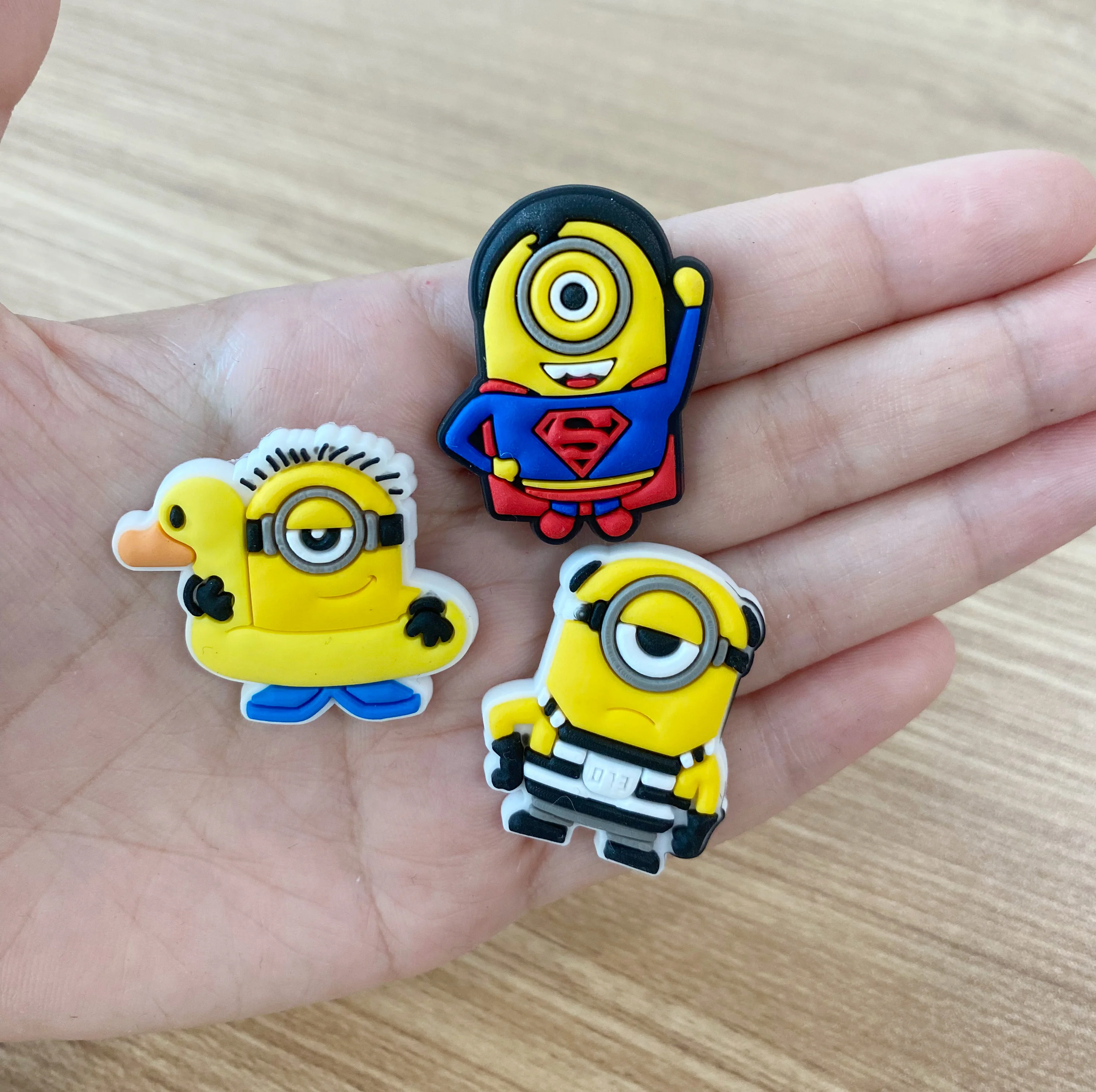 MINISO 12pcs/set Cartoon Shoes Charms PVC Accessories DIY Shoe Decoration For Clogs Sandal Garden Buckle Kids Fashion