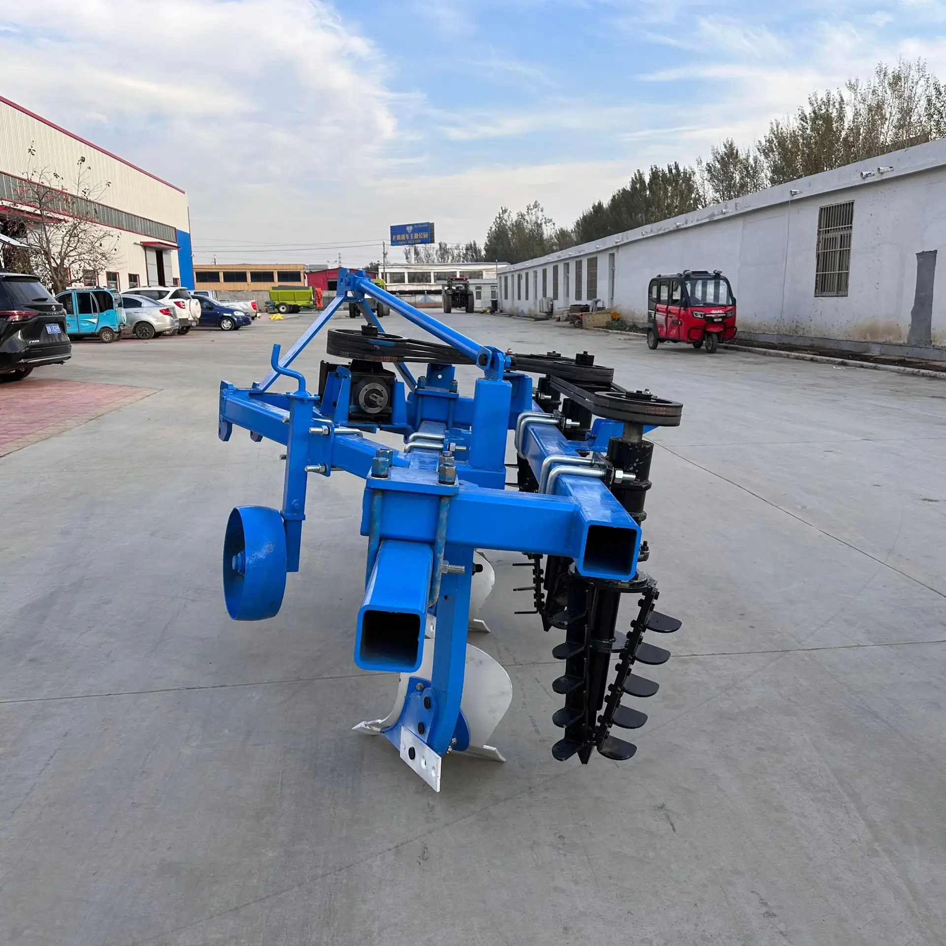 Diesel-Powered Garden Cultivator Farm Tractor Plow Rotary Machine Furrow Plough Rotary Tiller For Soil Preparation Crushing